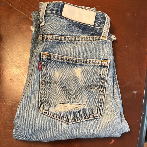 Re/Done Vintage Levis Jeans Size 23 - Picture 7 of 7